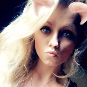 Meet your Posher, Tiffani